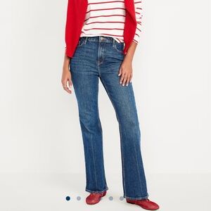 Old Navy Women’s 12 Higher High Rise Flare Jeans in Dark Wash